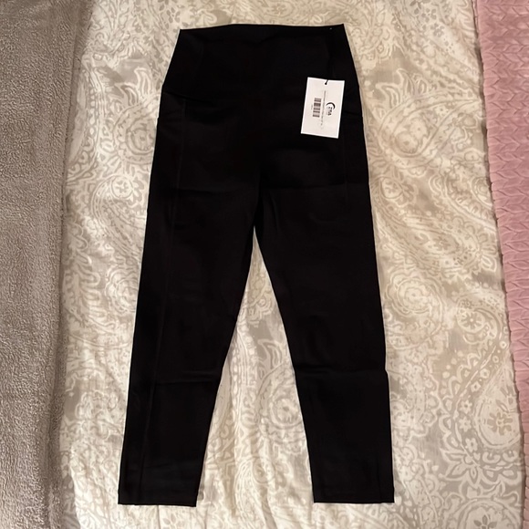 ZYIA Pants - NWT Zyia Pocket Leggings